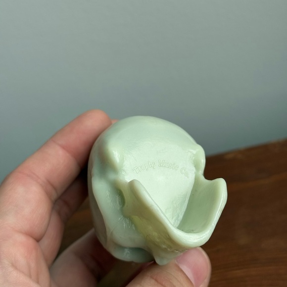 Vintage Trophy Music Co Skull Rattle Shaker Maraca Instrument Glow in the Dark - Picture 14 of 15